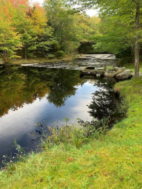 The Refuge at the lake and river